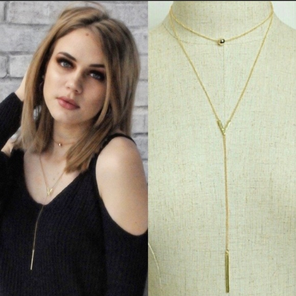 Add to Bundle for FREE - Layered Pendant Necklace - Picture 2 of 3